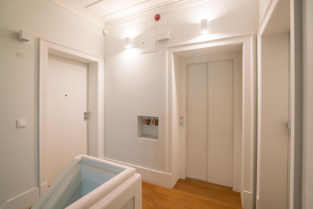 Luxury Condo In Heart Of Baixa-Chiado 리스본 외부 사진